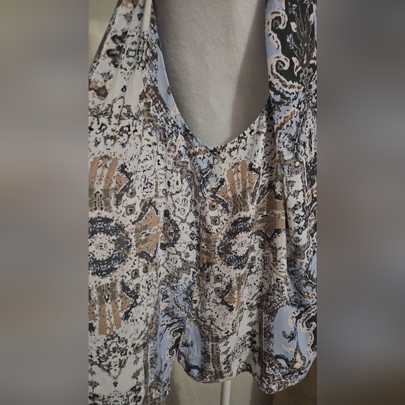 FREE PEOPLE Darcy printed swing top. Size small - Picture 12 of 15